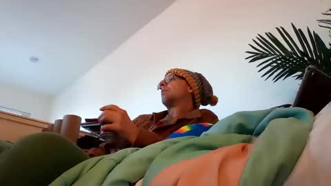 Snapshot of salis1981 chatting on January 20, 2025, 12:46 am salis1981 online show from January 20, 2025, 12:46 am