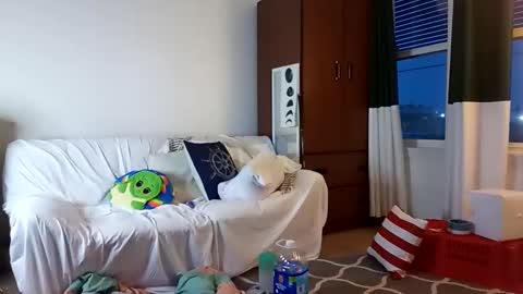 Snapshot of salis1981 chatting on February 5, 2025, 1:37 am salis1981 online show from February 5, 2025, 1:37 am