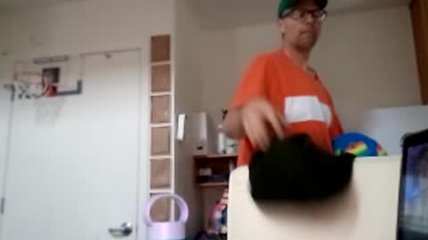 Snapshot of salis1981 chatting on March 2, 2025, 8:40 pm salis1981 online show from March 2, 2025, 8:40 pm