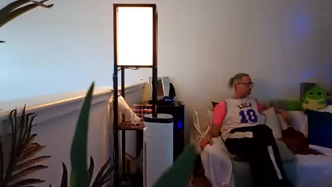 Snapshot of salis1981 chatting on March 6, 2025, 1:27 am salis1981 online show from March 6, 2025, 1:27 am