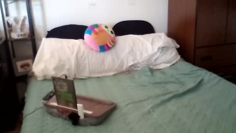 Snapshot of salis1981 chatting on October 17, 2025, 6:21 pm salis1981 online show from October 17, 2025, 6:21 pm