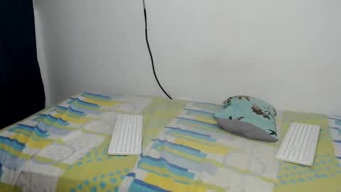 sallomeh_ online show from February 21, 2026, 1:50 am