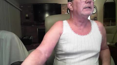 sally______ online show from May 23, 2026, 2:06 am