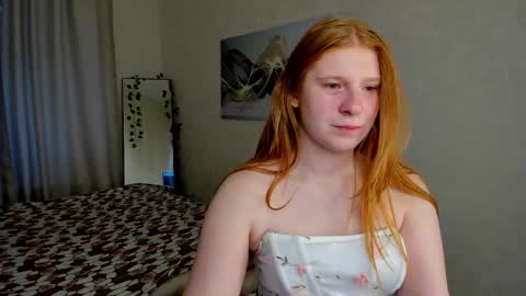 Snapshot of sally_ange1 chatting on April 27, 2026, 12:52 am Sally online show from April 27, 2026, 12:52 am