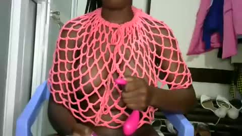 sally_beauty2023 online show from February 17, 2025, 3:20 pm