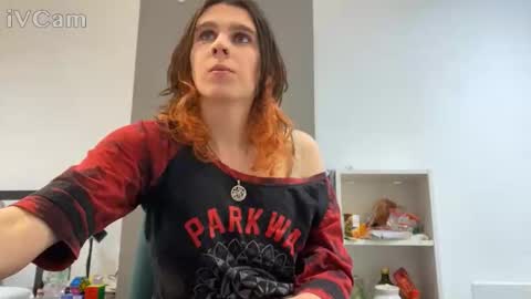 Sally Vae online show from March 30, 2026, 8:32 pm