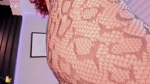  Sally White  online show from December 5, 2025, 3:26 am