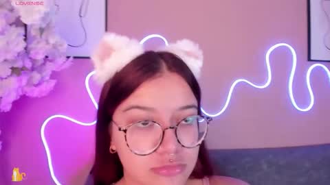  Sally White  online show from December 17, 2025, 3:12 am