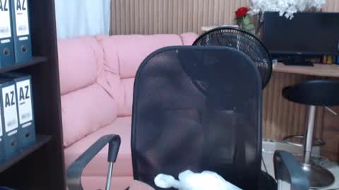 Snapshot of salome_010 chatting on July 28, 2026, 11:26 pm Salome online show from July 28, 2026, 11:26 pm
