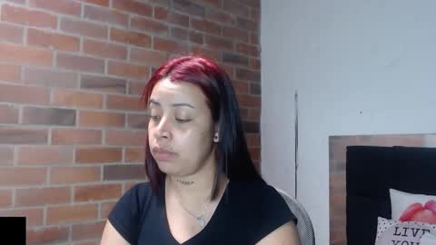 Snapshot of salome__hills chatting on March 6, 2025, 7:10 pm online show from March 6, 2025, 7:10 pm