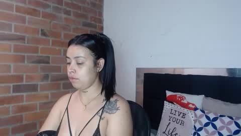 Snapshot of salome__hills chatting on November 23, 2025, 1:44 pm online show from November 23, 2025, 1:44 pm