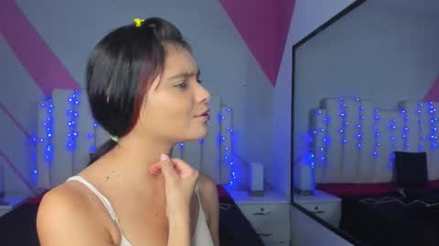 Snapshot of salome_rouse chatting on November 24, 2025, 9:36 pm Salome Rose online show from November 24, 2025, 9:36 pm