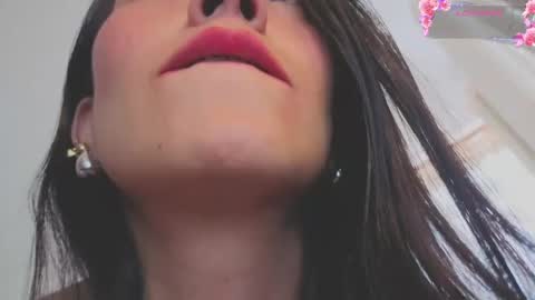 Snapshot of salome_stockman_s chatting on April 17, 2026, 2:53 pm Salome online show from April 17, 2026, 2:53 pm
