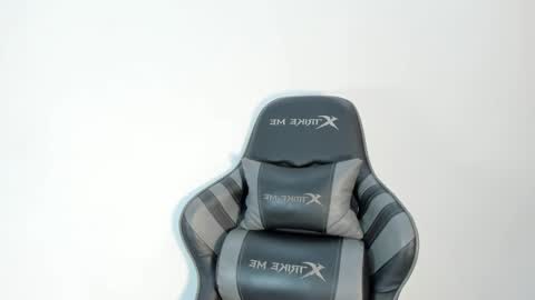   online show from November 7, 2025, 7:58 pm