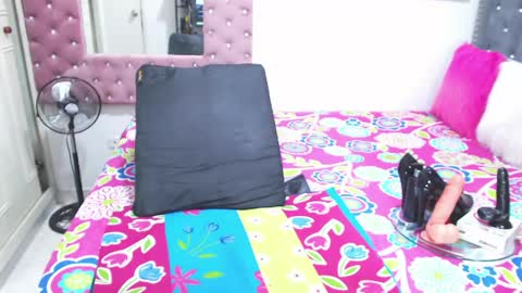 Snapshot of salomeeebony chatting on April 29, 2026, 3:43 am Salome online show from April 29, 2026, 3:43 am