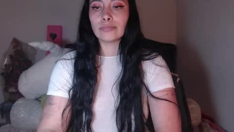 yenny online show from February 19, 2025, 7:39 am