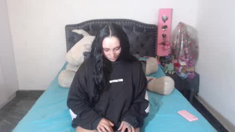 yenny online show from October 5, 2025, 3:16 am