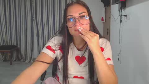 Snapshot of salomesaints chatting on December 5, 2025, 1:03 am salome online show from December 5, 2025, 1:03 am