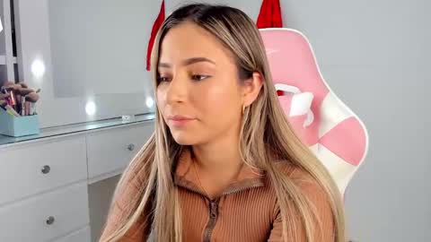 Salome online show from February 25, 2025, 2:47 am