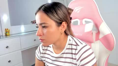 Salome online show from October 17, 2025, 4:04 am