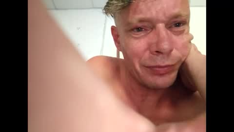 Snapshot of salsapaulus chatting on March 6, 2026, 9:28 am salsapaulus online show from March 6, 2026, 9:28 am