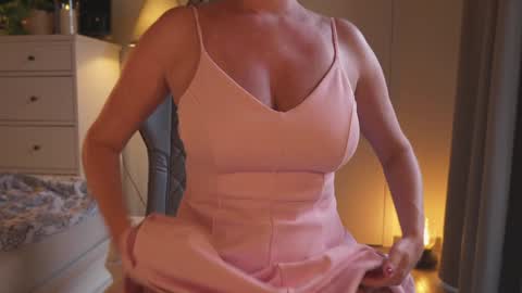 IsaBella-  online show from February 21, 2026, 3:24 pm