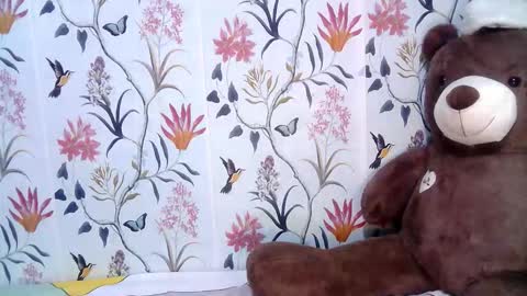 Snapshot of saltwatermuse chatting on October 11, 2025, 6:50 pm Ask me  online show from October 11, 2025, 6:50 pm