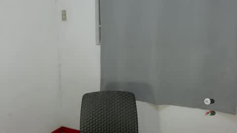 Salva online show from November 17, 2025, 1:33 am