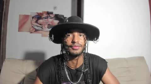 Snapshot of salvatore_amator chatting on May 18, 2026, 4:51 am salvatore_amator online show from May 18, 2026, 4:51 am