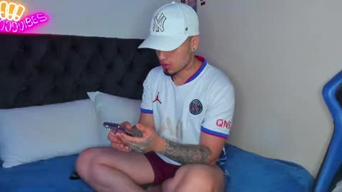 Snapshot of salvatore_dereck chatting on July 2, 2026, 1:16 am online show from July 2, 2026, 1:16 am