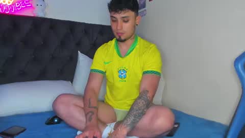 Snapshot of salvatore_dereck chatting on July 3, 2026, 1:12 am online show from July 3, 2026, 1:12 am