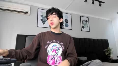 Snapshot of salvatore_monterey chatting on March 8, 2025, 1:36 pm salvatore online show from March 8, 2025, 1:36 pm