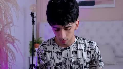 Snapshot of salvatore_monterey chatting on October 6, 2025, 9:01 pm salvatore online show from October 6, 2025, 9:01 pm