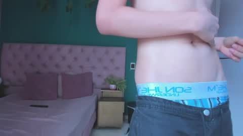 salvatore  online show from April 14, 2026, 10:27 pm