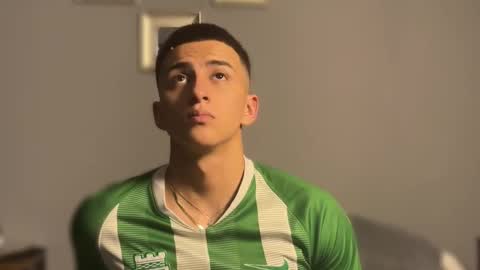 Salvatore online show from November 16, 2025, 5:13 am