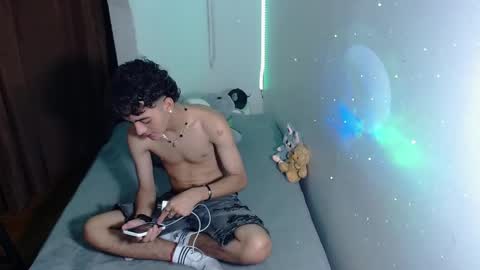 sam__cute online show from January 14, 2026, 7:41 pm