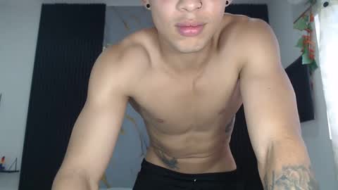 sammmikee online show from February 17, 2025, 6:37 pm