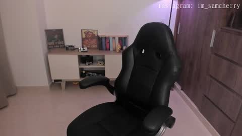 Samy cherry online show from February 16, 2026, 9:33 pm