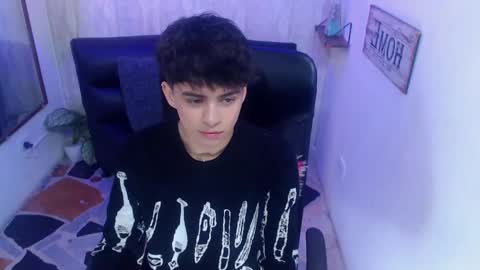 Sam online show from February 4, 2025, 1:06 pm