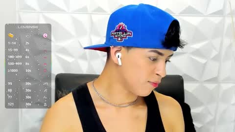 Snapshot of sam_daves_ chatting on November 7, 2025, 2:39 pm Sam online show from November 7, 2025, 2:39 pm