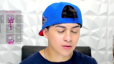 Snapshot of sam_daves_ chatting on November 18, 2025, 2:54 pm Sam online show from November 18, 2025, 2:54 pm