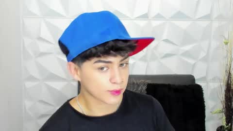 Snapshot of sam_daves_ chatting on December 3, 2025, 1:53 pm Sam online show from December 3, 2025, 1:53 pm