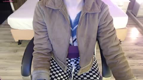 Snapshot of sam_mansson66 chatting on June 1, 2026, 12:18 pm SAM MANSON online show from June 1, 2026, 12:18 pm