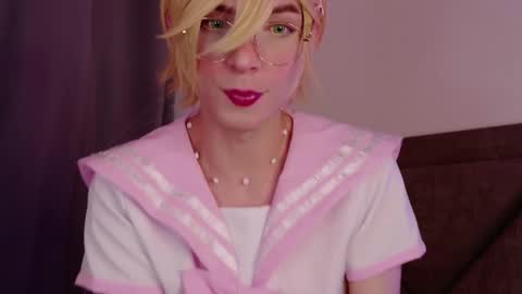 Snapshot of sam_russo chatting on March 9, 2025, 6:06 am Sam online show from March 9, 2025, 6:06 am