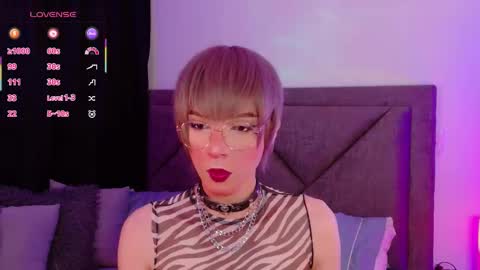 Sam online show from October 20, 2025, 8:37 am