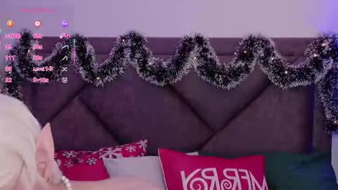 Snapshot of sam_russo chatting on November 30, 2025, 5:55 am Sam online show from November 30, 2025, 5:55 am