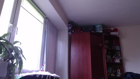 sam_skywalker online show from April 16, 2026, 8:04 am