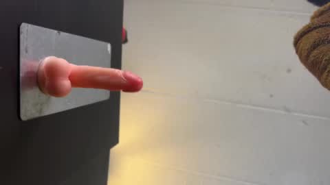 SAMUEL THOMPSON online show from March 1, 2025, 2:37 am