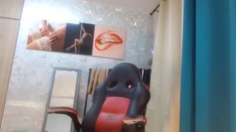 Snapshot of samanta_brownn_ chatting on April 18, 2026, 11:14 am samanta online show from April 18, 2026, 11:14 am