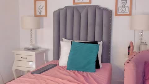 Snapshot of samanta_william chatting on January 30, 2025, 5:30 am samanta online show from January 30, 2025, 5:30 am